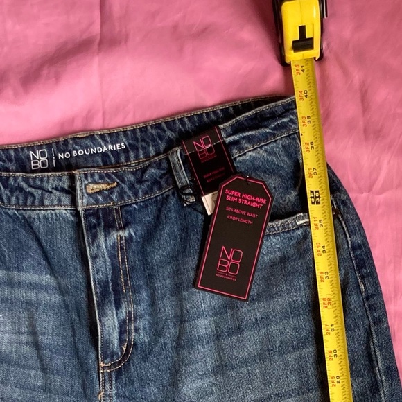 NWT NOBO Super High Rise Slim Straight Crop Jeans - Size 17 - Picture 11 of 12